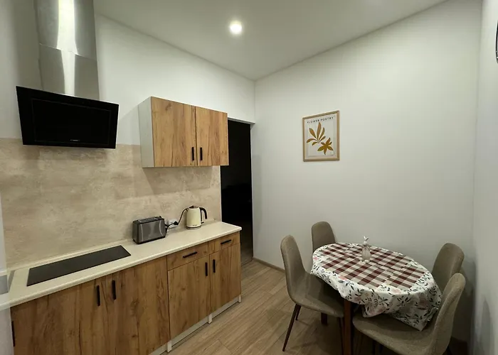 Apartmentsbymatyrafa-vi Apartman *